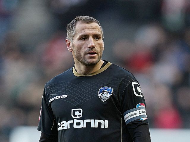 Shefki Kuqi