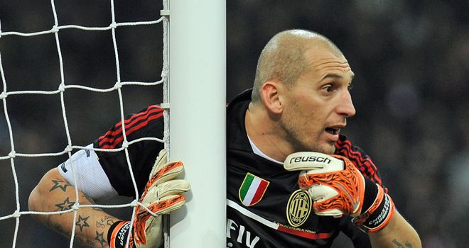 Christian Abbiati: Extends stay with Milan