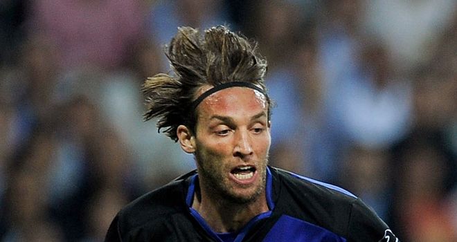 Michu: Rayo Vallecano attacker has no offers on the table and has been linked with Manchester United
