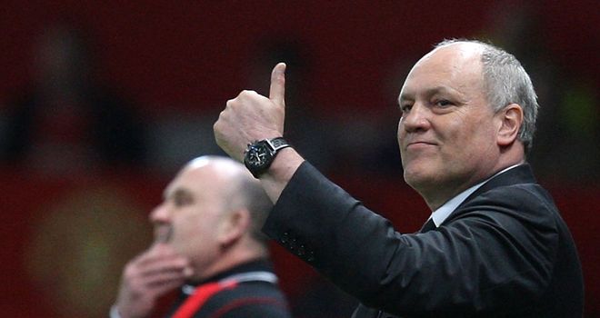 Martin Jol: Fulham boss is reluctant to part with Danny Hoesen