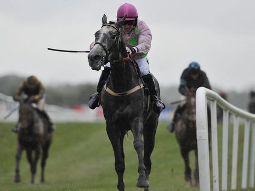 Champagne Fever: Royal Bond entry