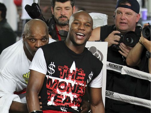 Floyd Mayweather: Faces Guerrero on May 4