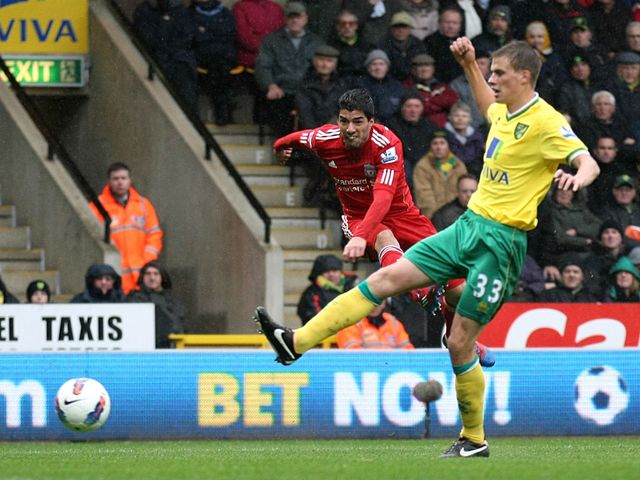 Suarez blasts home his second goal