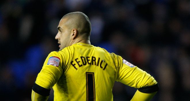 Adam Federici: Staying at Reading until 2015 after signing new deal