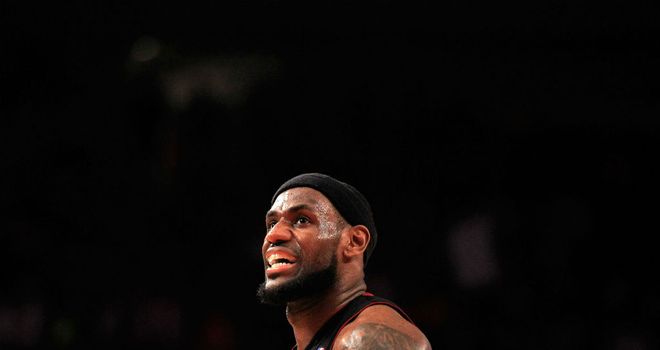 LeBron James: Scored 27 points as the Heat defeated the Bulls