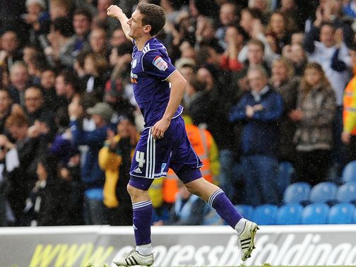 Craig Bryson: Knee injury