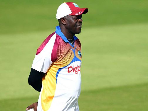 Ottis Gibson: Signed a new deal