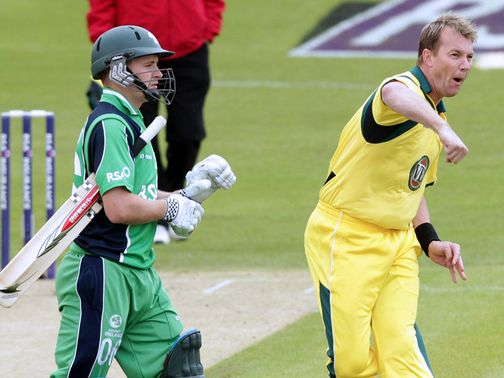 Brett Lee took two wickets before the rain hit.