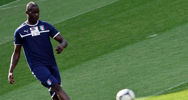 Mario Balotelli: Gary Neville has warned England against trying to rile the Italy forward