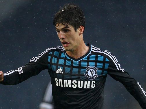 Lucas Piazon: Loan move