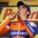 Sanchez toasts his victory on the podium...