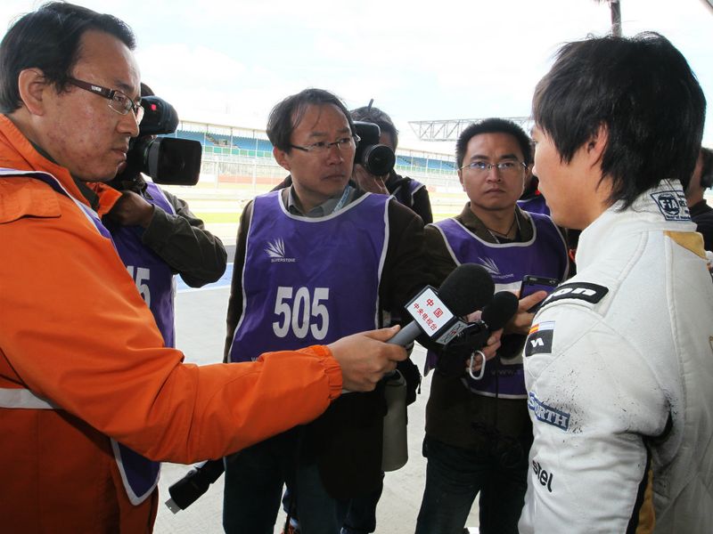 It may be a low-key test by F1's standards, but the appearance of Ma Qing Hua has brought China's media out in force
