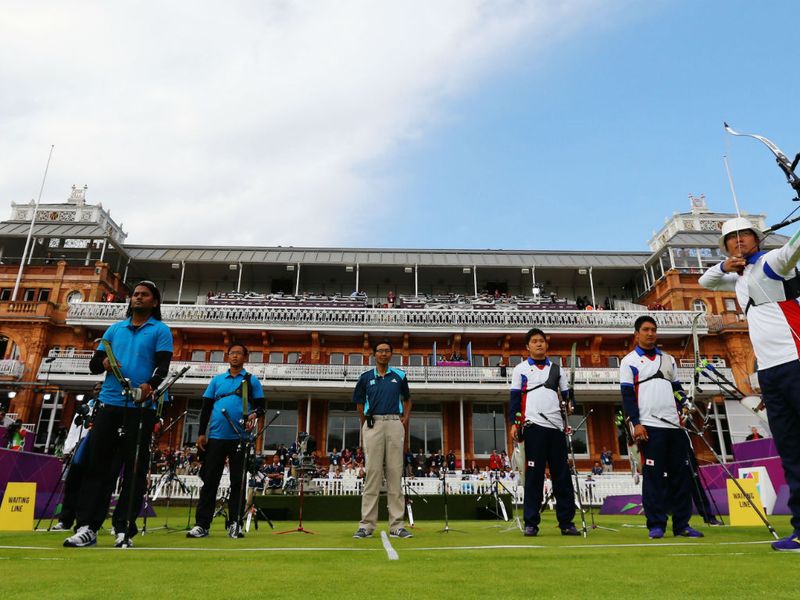 The archery kicks off at the home of cricket at Lord's.