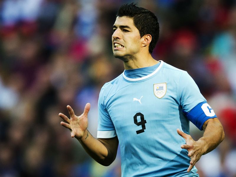 Despite Senegal being reduced to ten men for the majority of the match Suarez and co. are unable to find a response; handing the West Africans a 2-0 win