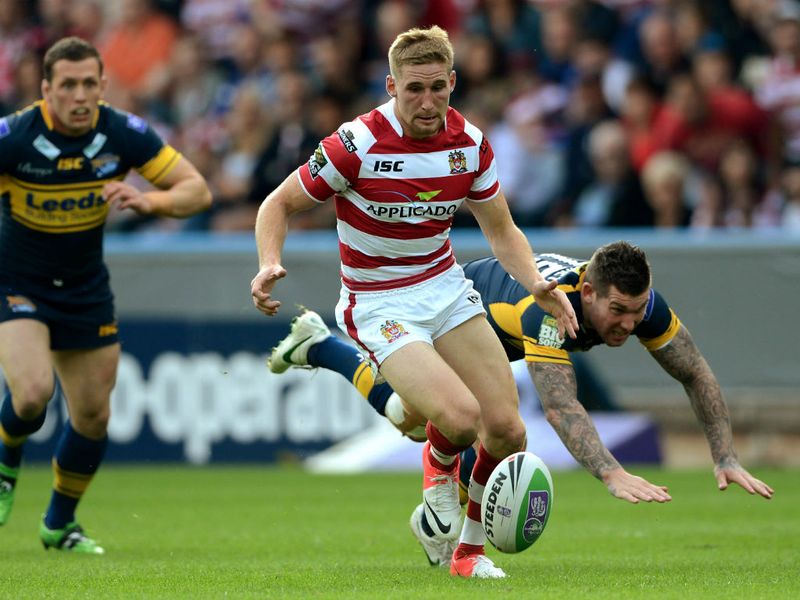 Tomkins was again at the heart of the action, as he kicked through for O'Loughlin to score. However he struggled with the boot and missed the conversion