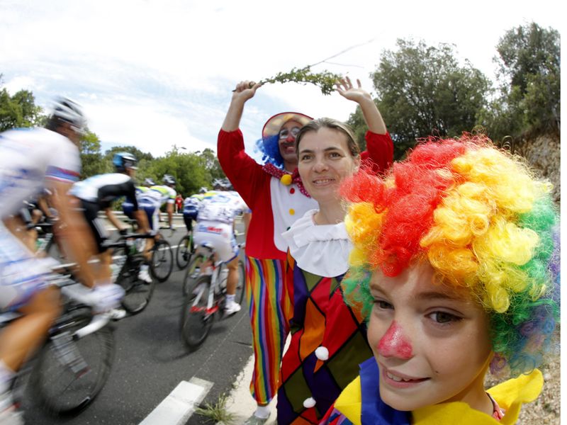 There were plenty of colourful fans en route