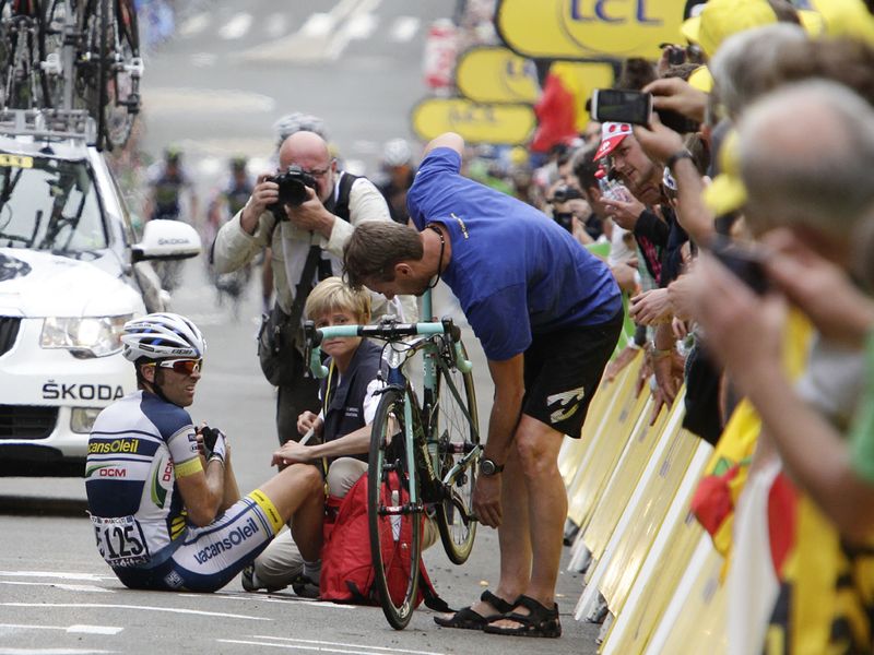 There were several crashes in a chaotic finale...