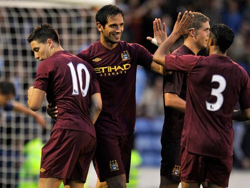 Roque Santa Cruz: Leaves Manchester City on loan