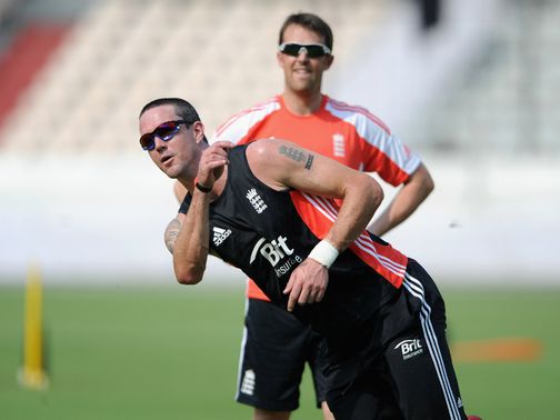 Pietersen (l) and Swann are back in the same squad