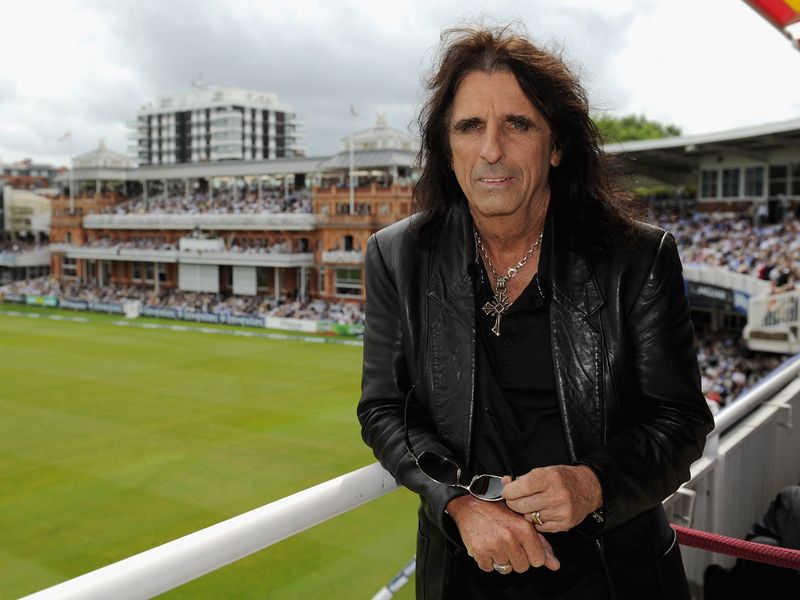 ...as did American rocker Alice Cooper.