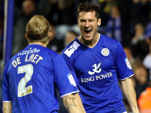 Leicester-v-Burnley-David-Nugent2_2830943.jpg