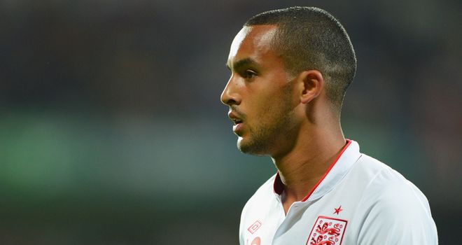Theo Walcott: Missed training on Monday after feeling unwell