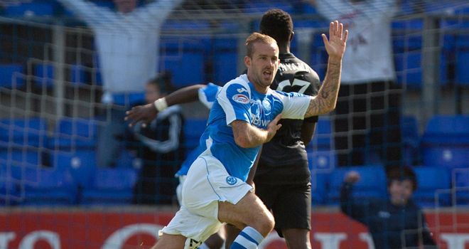 Vine: Scored for St Johnstone