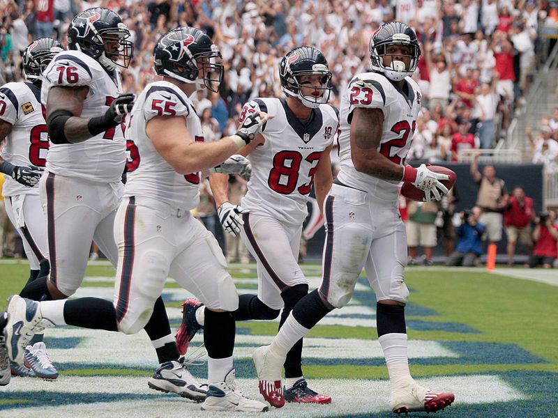 Miami Dolphins suffer defeat against Houston Texans and star rusher Arian Foster.