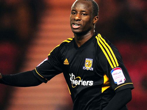 Sone Aluko: Hull boss Steve Bruce fears he may require surgery
