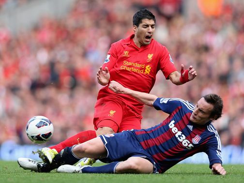 Suarez in action in the game against Stoke at Anfield.