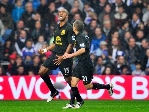 Ten-man Everton earned a 1-1 draw at QPR in thel ate game&nbsp;