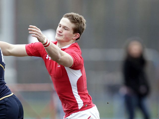 Hallam Amos: Two tries in Dragons' victory