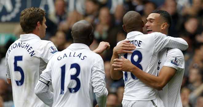 Steven Caulker celebrates