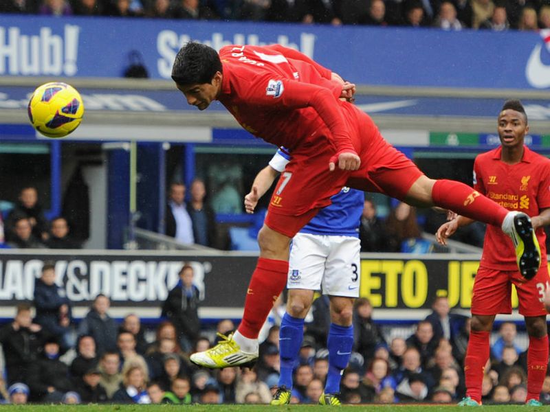 Suarez headed home a free-kick to put Liverpool 2-0 up.