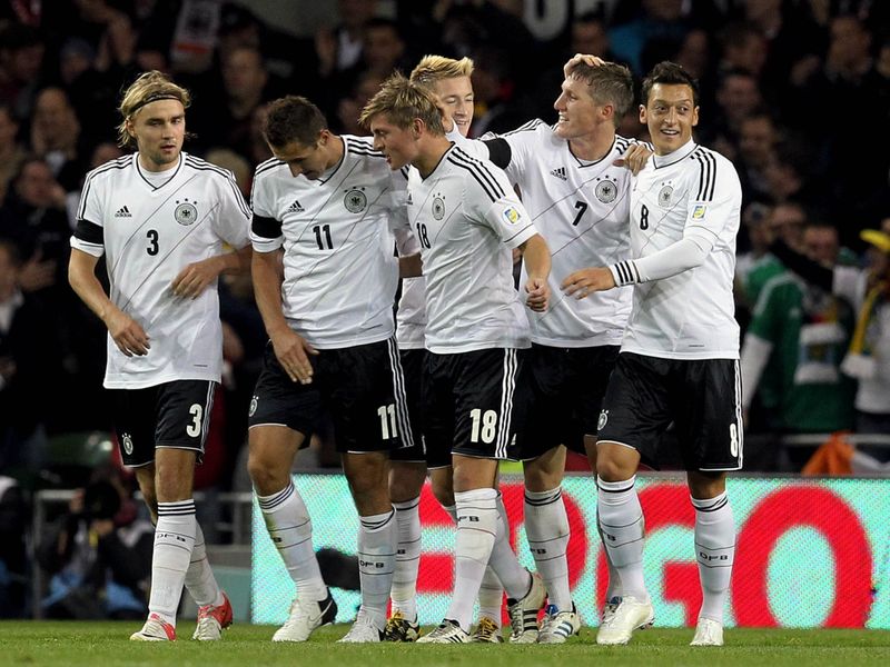 Germany celebrate a sixth with Kroos on target again