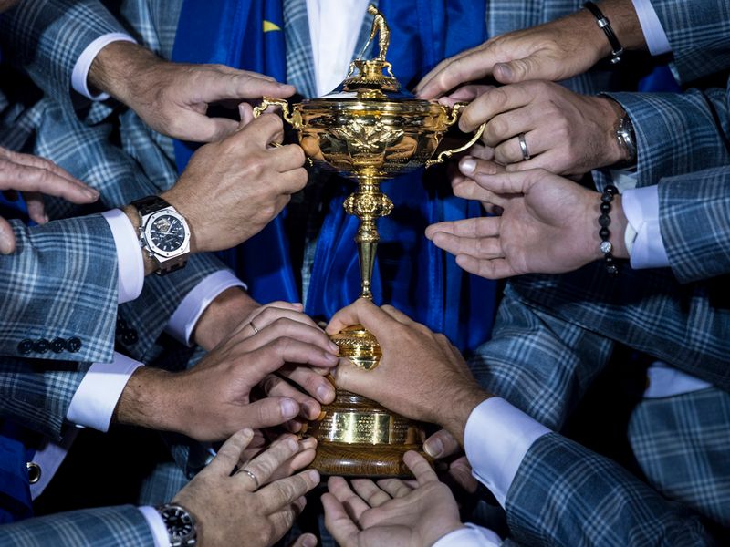 The European team get it's hands on the Ryder Cup after one of the most dramatic turnarounds in the history of the tournament.