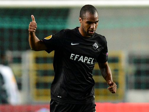 Wilson Eduardo scored both goals for Academica