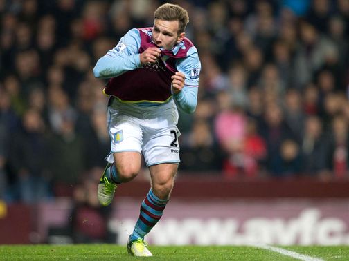 Andreas Weimann: In talks over new deal