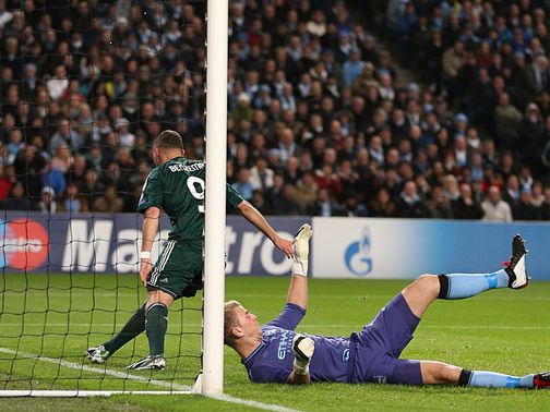 Karim Benzema gives Real Madrid the lead