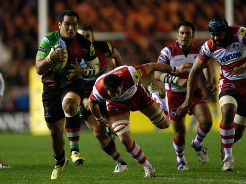 Maurie Fa'asavalu leads a Harlequins charge
