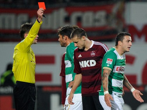 Greuther Furth's Sercan Sararer sees red