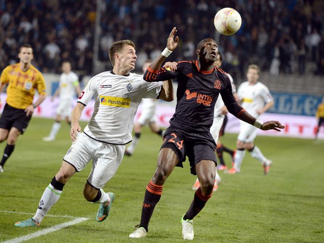 Rod Fanni holds off Patrick Herrmann