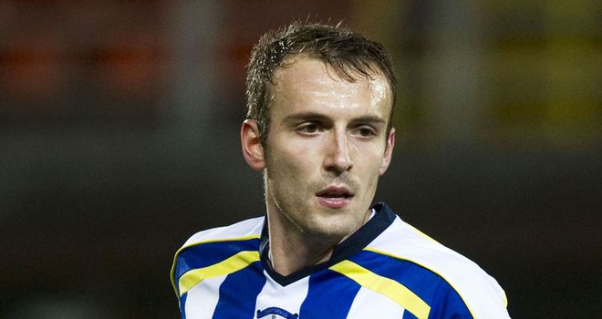 Liam Kelly: Will talk personal terms and undergo a medical at Ashton Gate