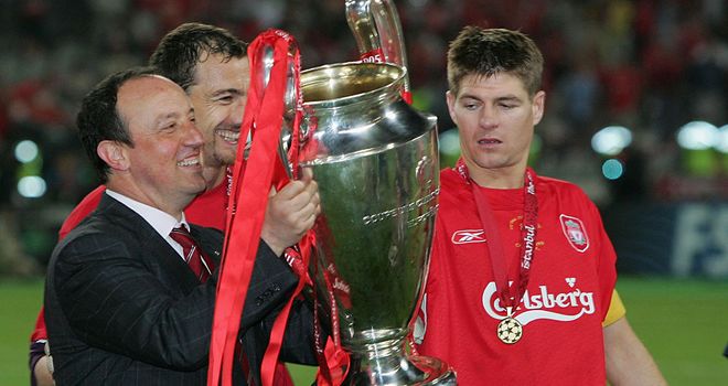 Benitez and Gerrard celebrate in Istanbul