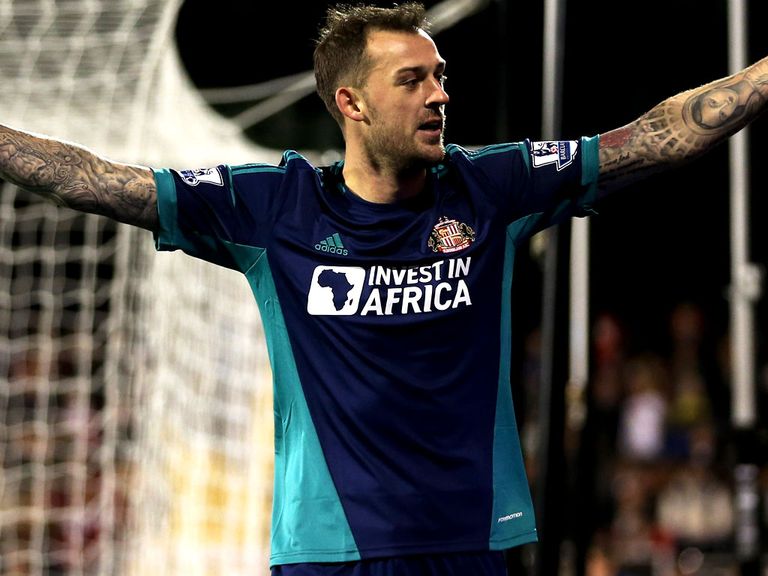 Steven Fletcher: On target in victory over Sunderland