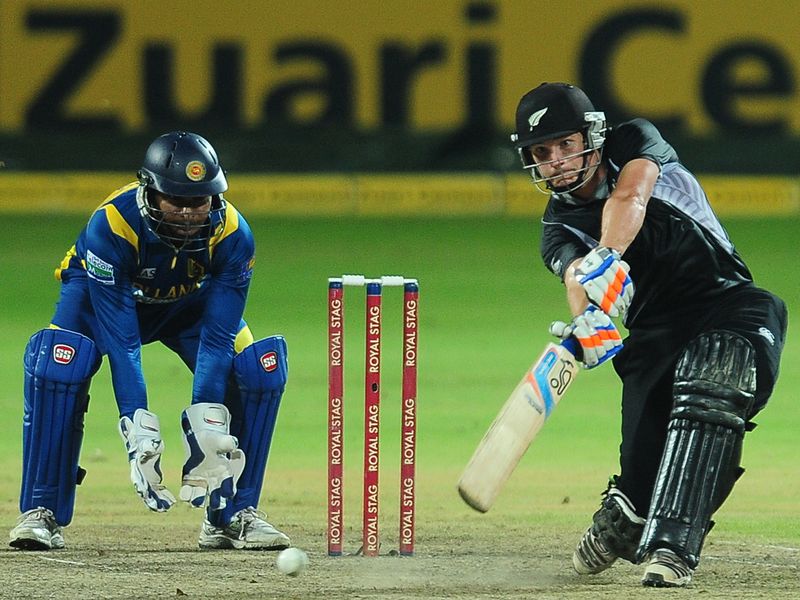 BJ Watling made a brave 96 as the Kiwis recorded 188 for seven, which was adjusted to 197.