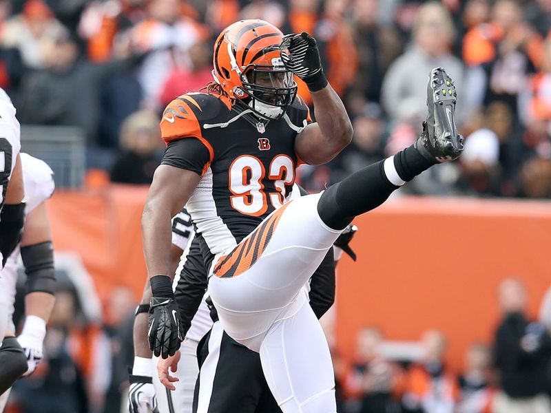 Michael Johnson celebrates during Cincinnati's 34-10 victory in Oakland