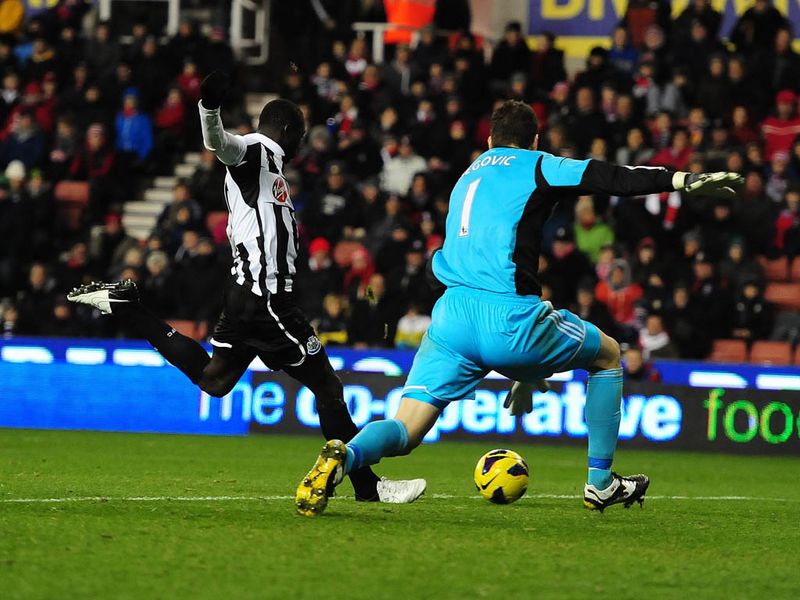 Early in the second half at Britannia Stadium, Newcastle take the lead when Asmir Begovic spills a shot from Demba Ba, Cisse is on hand for the rebound.