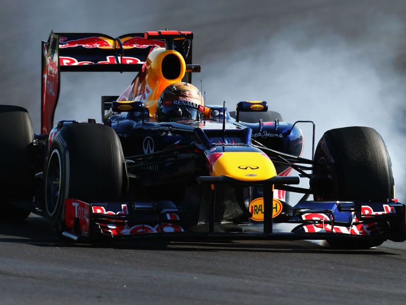 Vettel locks up