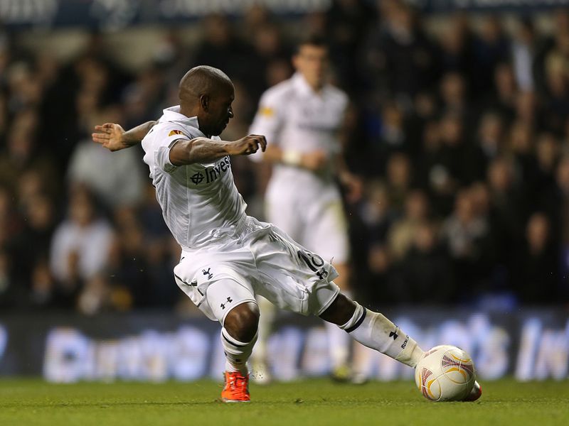 In the second period, Defoe scores his second of the game to restore Tottenham's advantage